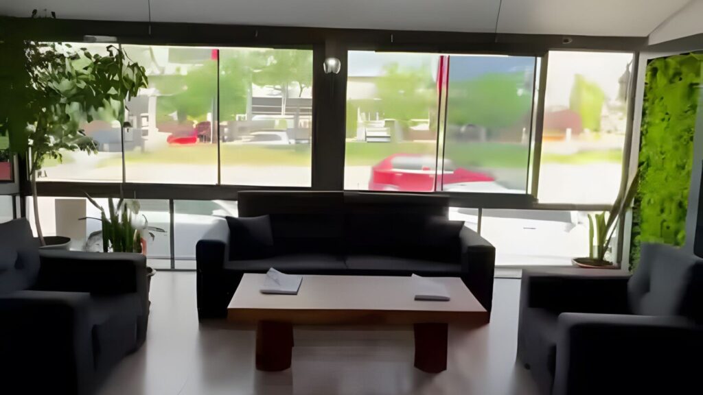 4K VIP Kütüphane’de bireysel çalışma için sessiz ve motive edici alanlar.